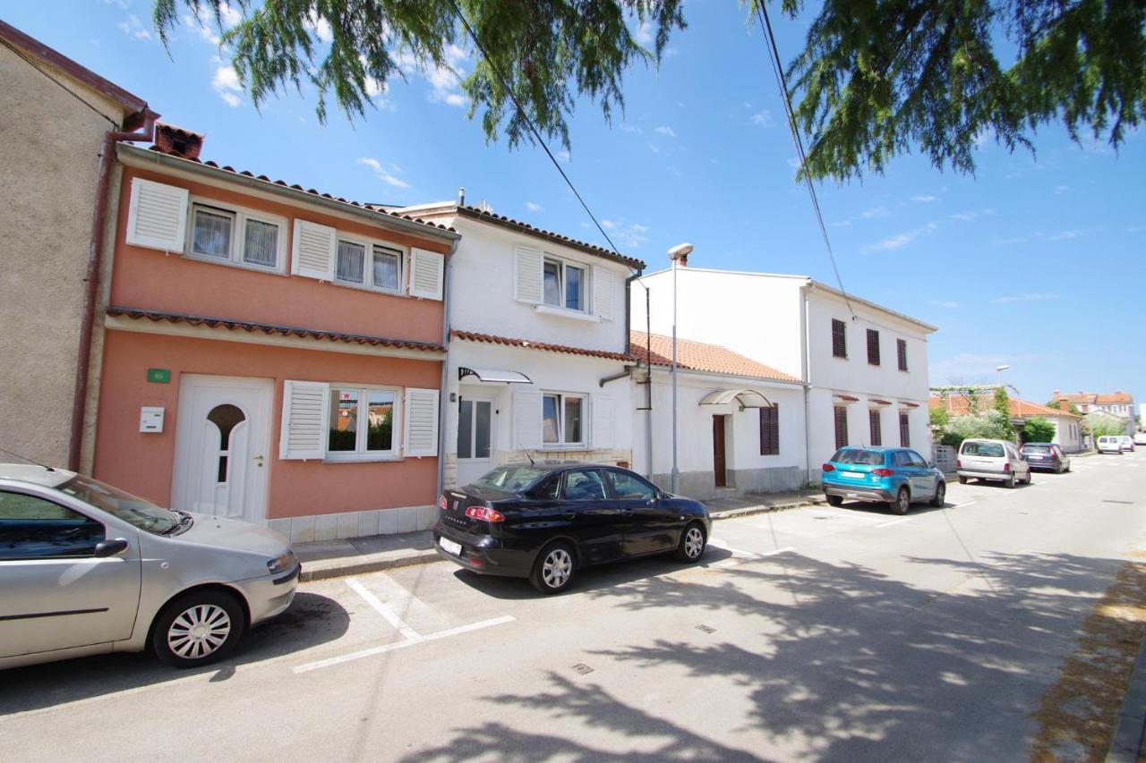 Holiday Apartment Dominik Pula Exterior photo