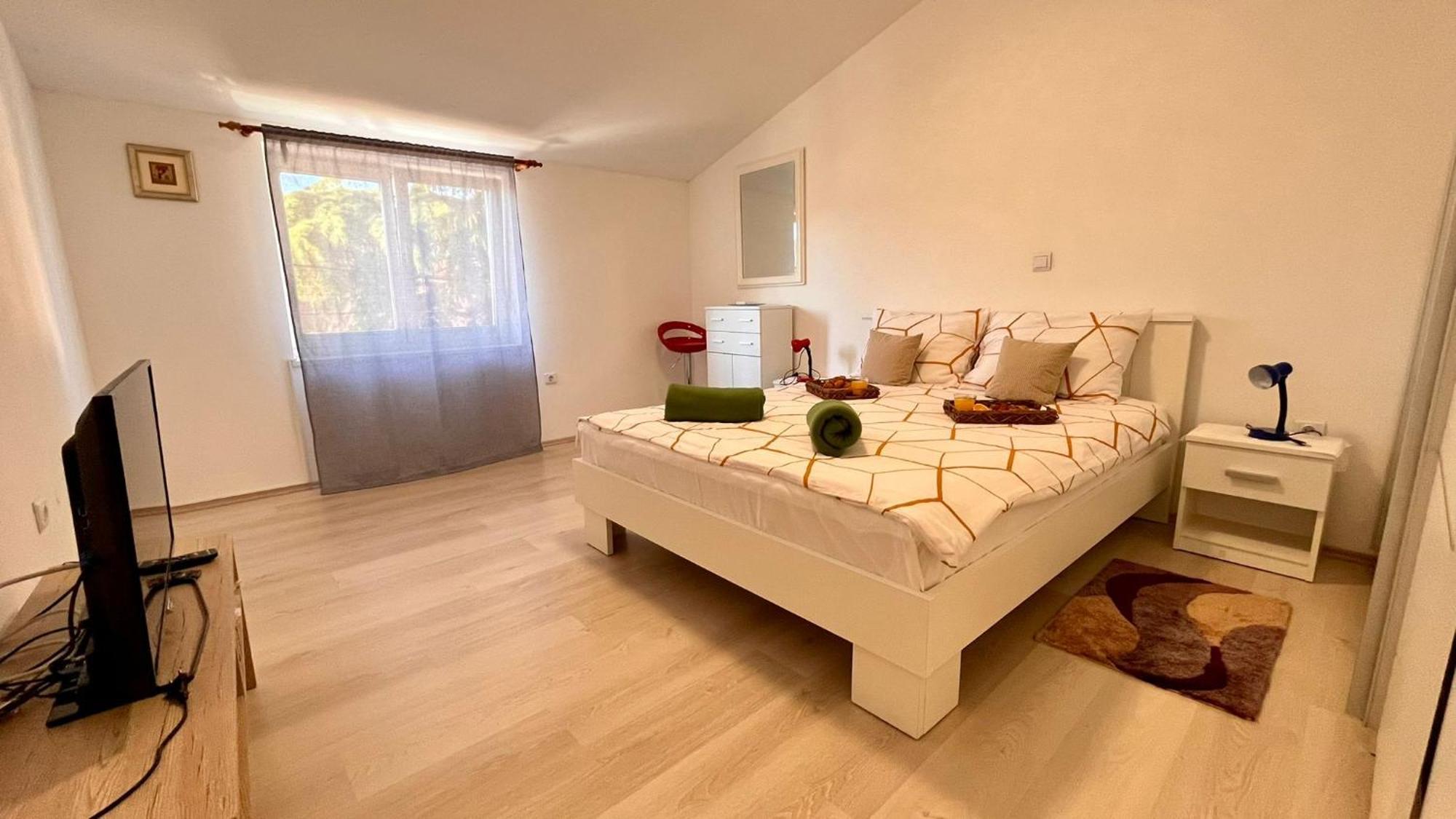Holiday Apartment Dominik Pula Exterior photo