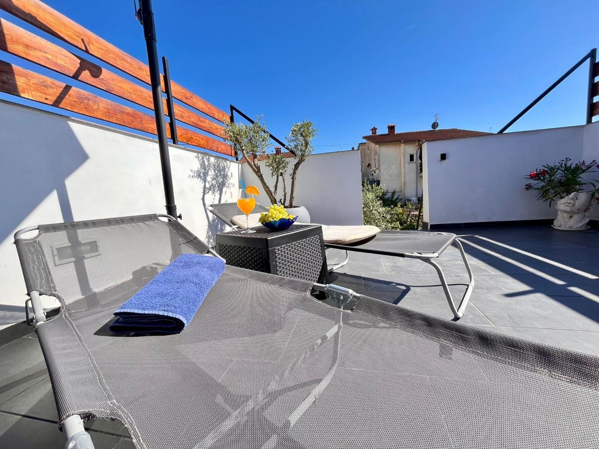 Holiday Apartment Dominik Pula Exterior photo